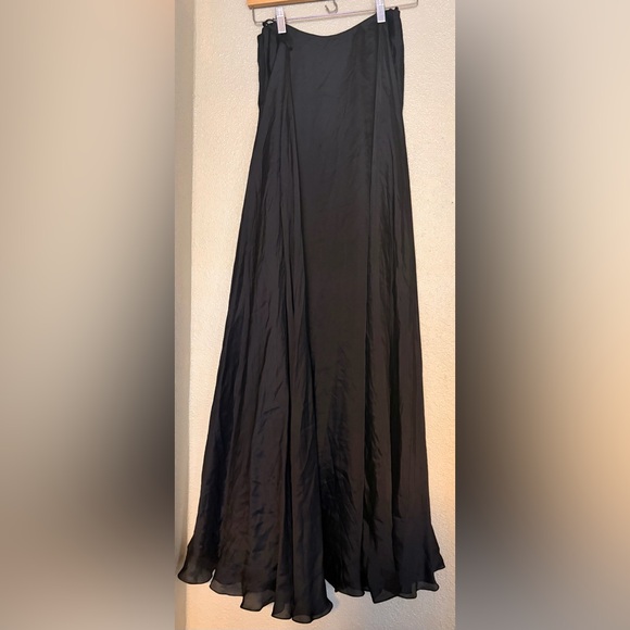 Ralph Lauren Dresses & Skirts - Ralph Lauren Black Flowing Maxi Skirt